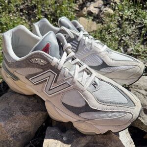 New Balance 9060 Size 12 Gray